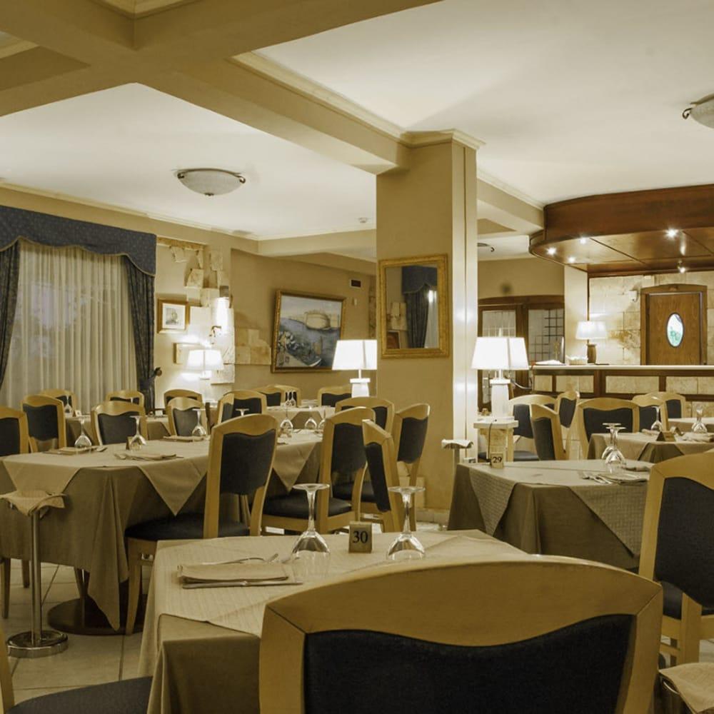 Conchiglia Azzurra Resort & Beach Порто-Чезарео Экстерьер фото