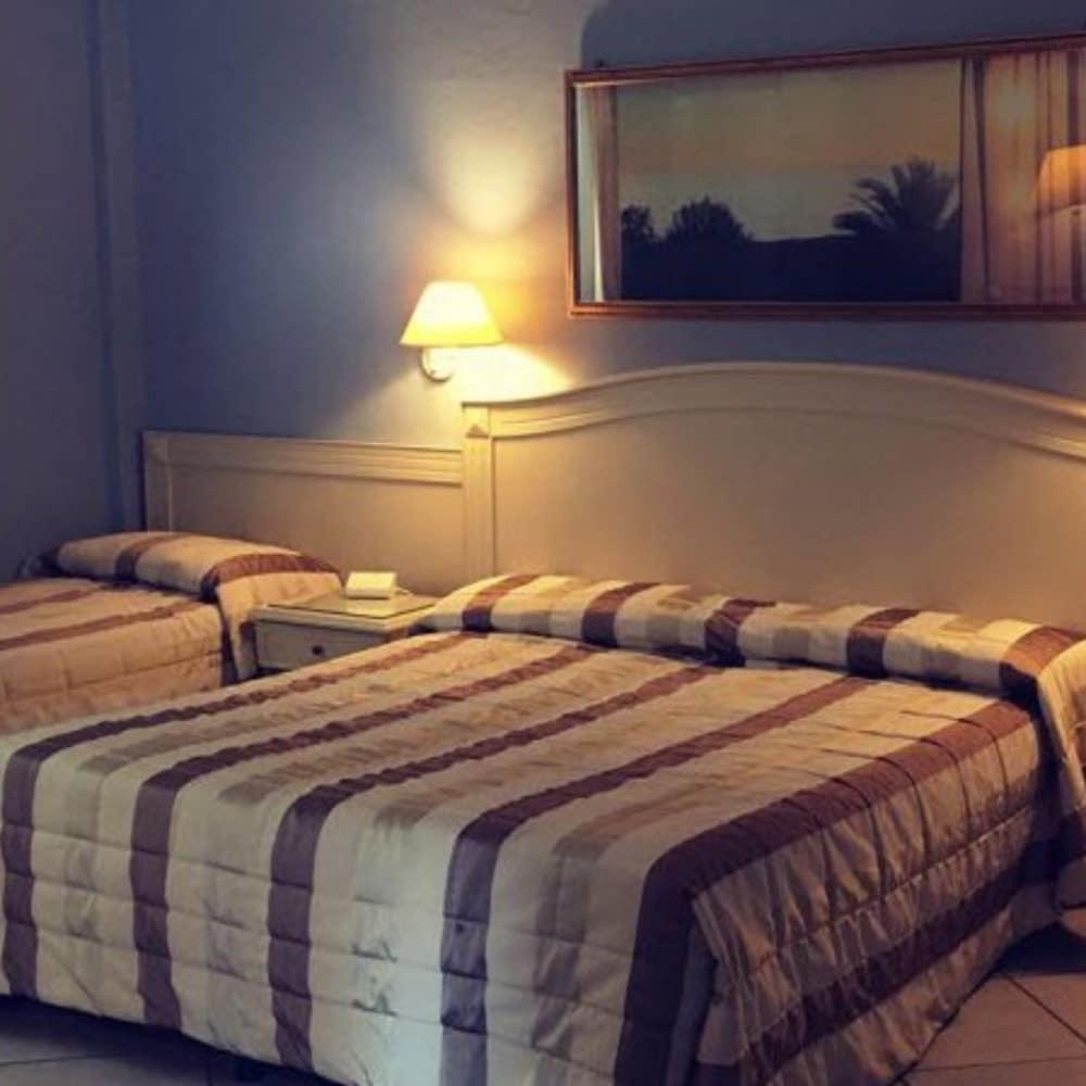 Conchiglia Azzurra Resort & Beach Порто-Чезарео Экстерьер фото