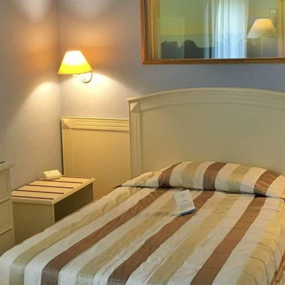 Conchiglia Azzurra Resort & Beach Порто-Чезарео Экстерьер фото