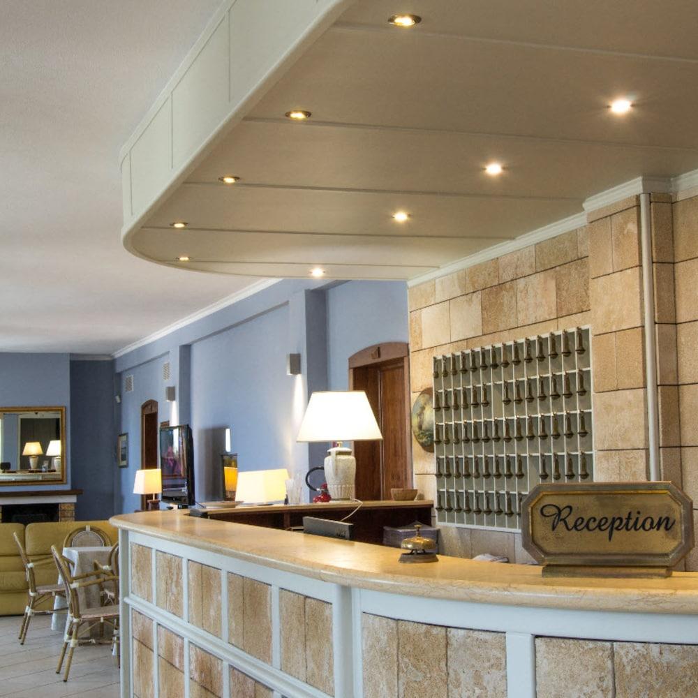 Conchiglia Azzurra Resort & Beach Порто-Чезарео Экстерьер фото